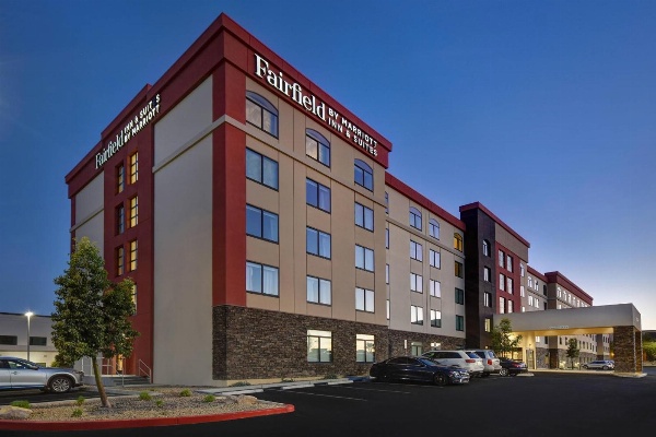 Fairfield Inn & Suites by Marriott Las Vegas Airport South image 1